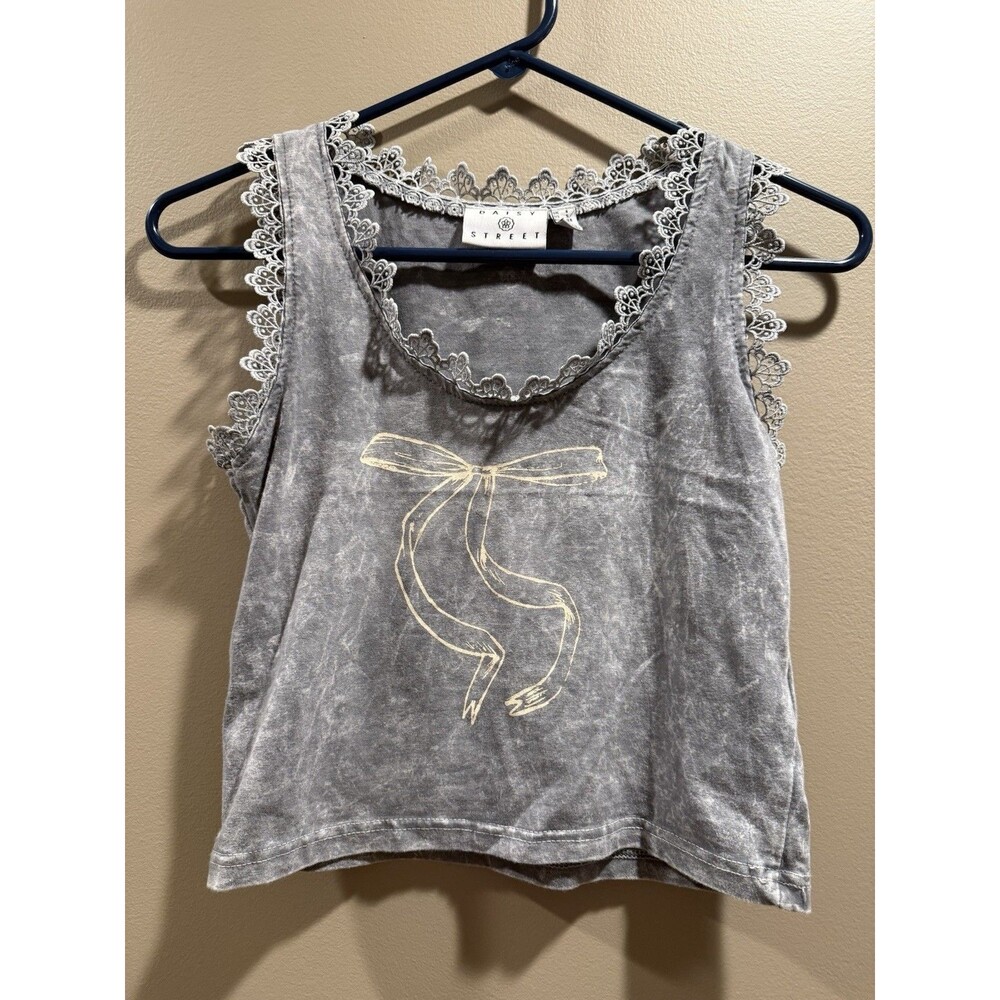 Daisy Street Embroidered Neck Tank Burnout Gray With Now Size Small
